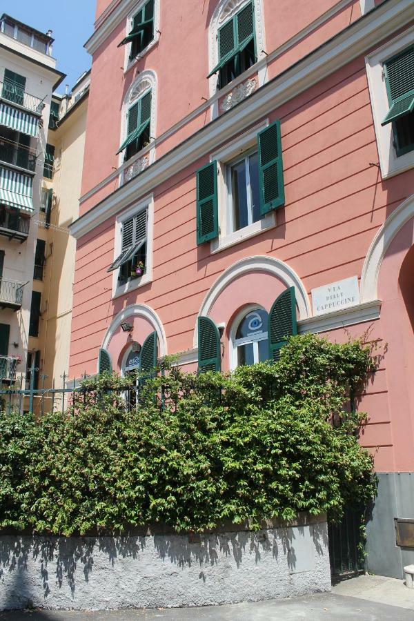 Appartamento In Centro Zona Fiera,Davanti Al Galliera Генуа Екстериор снимка